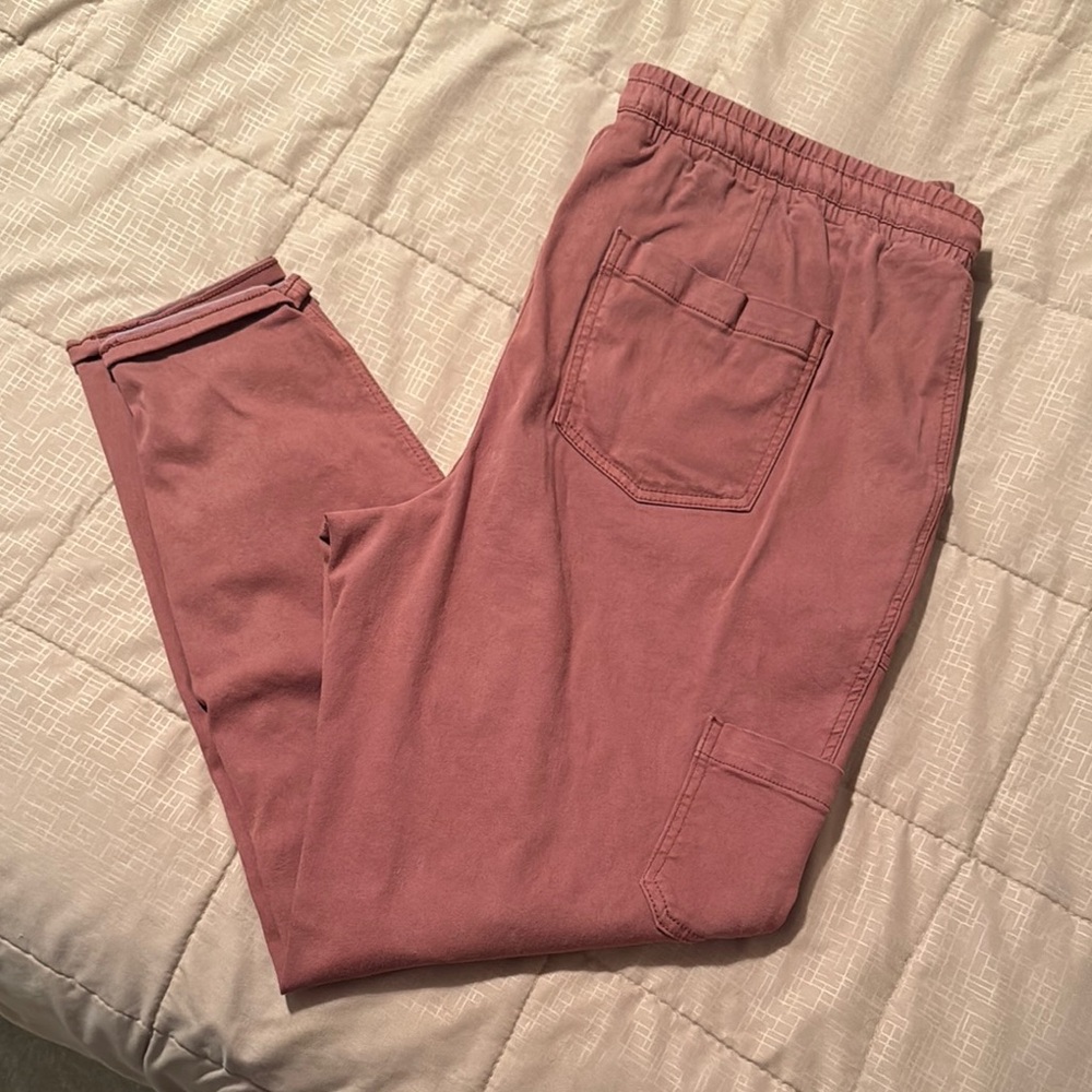 Women’s Casual Pants in mauve by Maurice’s